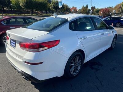 2020 Kia Optima LX   - Photo 20 - Pittsburg, CA 94565-2812