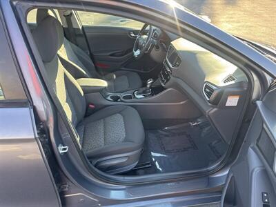2019 Hyundai IONIQ Plug-in Hybrid - Photo 27 - Pittsburg, CA 94565-2812