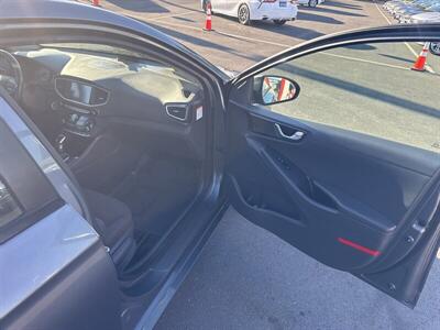 2019 Hyundai IONIQ Plug-in Hybrid - Photo 26 - Pittsburg, CA 94565-2812