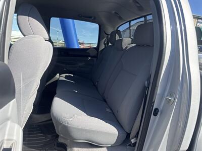 2011 Toyota Tacoma PreRunner V6   - Photo 14 - Pittsburg, CA 94565-2812