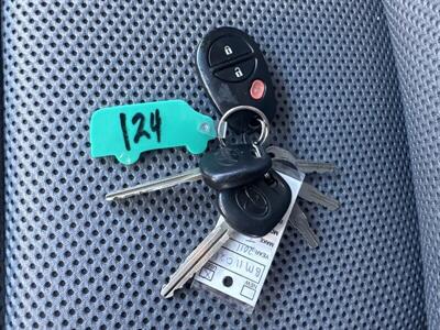 2011 Toyota Tacoma PreRunner V6   - Photo 24 - Pittsburg, CA 94565-2812