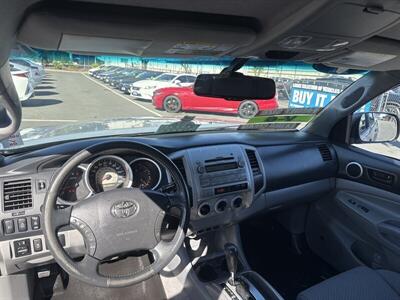 2011 Toyota Tacoma PreRunner V6   - Photo 2 - Pittsburg, CA 94565-2812