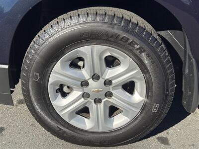 2017 Chevrolet Traverse LS - Photo 5 - Pittsburg, CA 94565-2812