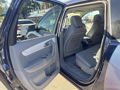 2017 Chevrolet Traverse LS - Photo 15 - Pittsburg, CA 94565-2812