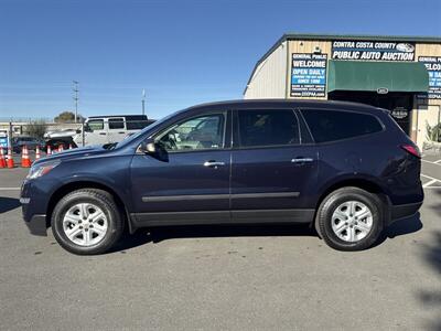 2017 Chevrolet Traverse LS - Photo 4 - Pittsburg, CA 94565-2812