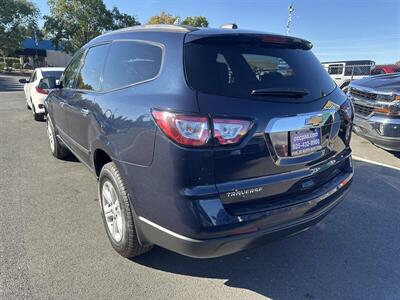 2017 Chevrolet Traverse LS - Photo 18 - Pittsburg, CA 94565-2812