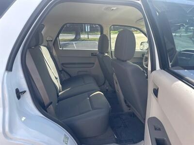 2012 Ford Escape XLS   - Photo 22 - Pittsburg, CA 94565-2812