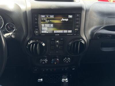 2015 Jeep Wrangler Sahara   - Photo 10 - Pittsburg, CA 94565