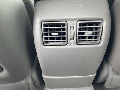 2004 Lexus ES - Photo 16 - Pittsburg, CA 94565