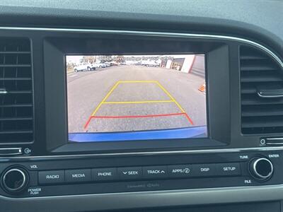 2018 Hyundai ELANTRA SEL   - Photo 14 - Pittsburg, CA 94565
