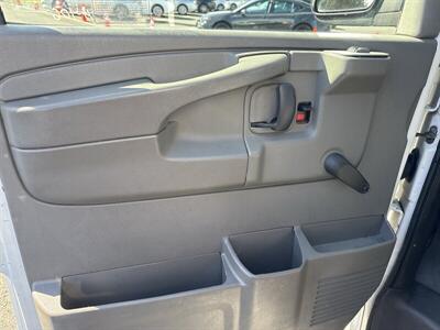 2013 Chevrolet Express 2500   - Photo 5 - Pittsburg, CA 94565-2812