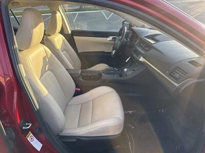 2011 Lexus CT 200h Premium   - Photo 29 - Pittsburg, CA 94565-2812