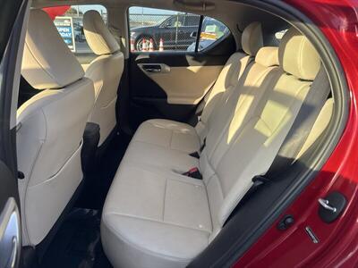 2011 Lexus CT 200h Premium   - Photo 19 - Pittsburg, CA 94565-2812