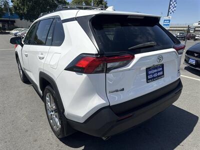 2020 Toyota RAV4 XLE Premium - Photo 20 - Pittsburg, CA 94565