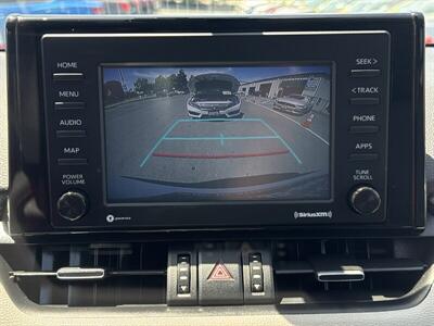 2020 Toyota RAV4 XLE Premium - Photo 11 - Pittsburg, CA 94565