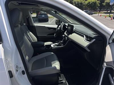 2020 Toyota RAV4 XLE Premium - Photo 28 - Pittsburg, CA 94565