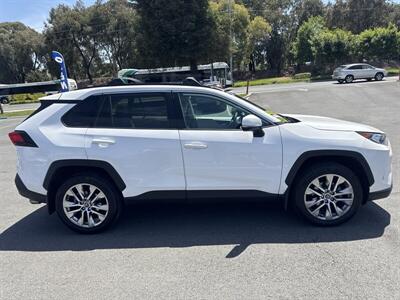 2020 Toyota RAV4 XLE Premium - Photo 23 - Pittsburg, CA 94565
