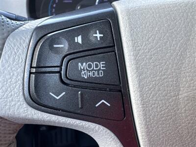 2013 Toyota Sienna XLE 8-Passenger   - Photo 6 - Pittsburg, CA 94565