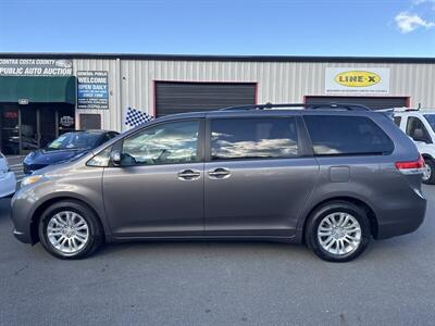 2013 Toyota Sienna XLE 8-Passenger   - Photo 16 - Pittsburg, CA 94565
