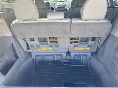 2013 Toyota Sienna XLE 8-Passenger   - Photo 24 - Pittsburg, CA 94565
