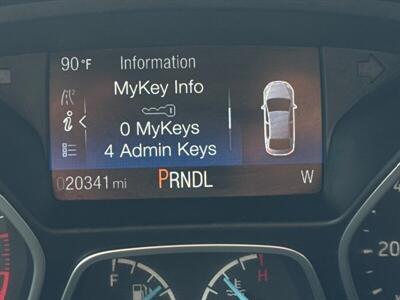 2017 Ford Focus SE   - Photo 3 - Pittsburg, CA 94565-2812