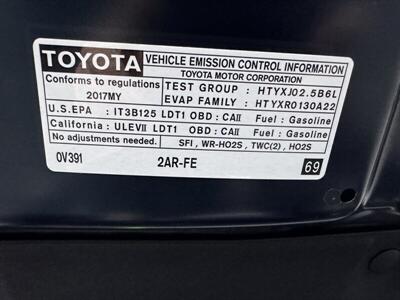 2017 Toyota RAV4 Platinum - Photo 32 - Pittsburg, CA 94565-2812
