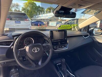 2022 Toyota Corolla LE   - Photo 2 - Pittsburg, CA 94565-2812