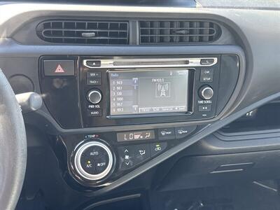2015 Toyota Prius c One   - Photo 7 - Pittsburg, CA 94565-2812