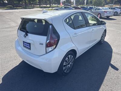 2015 Toyota Prius c One   - Photo 15 - Pittsburg, CA 94565-2812
