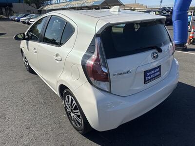 2015 Toyota Prius c One   - Photo 12 - Pittsburg, CA 94565-2812
