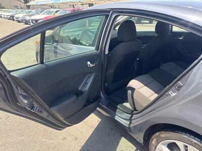 2016 Kia Forte EX   - Photo 15 - Pittsburg, CA 94565-2812