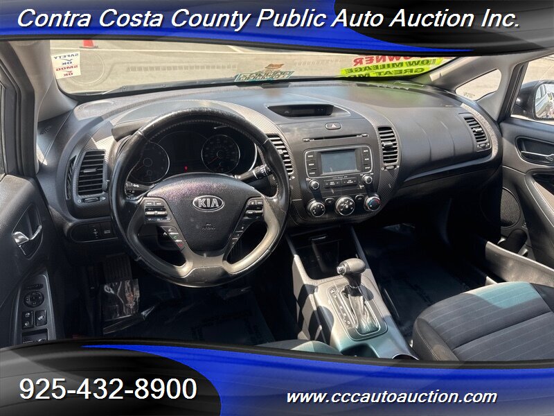 2016 Kia Forte EX  