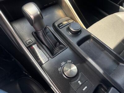 2016 Lexus IS 200t   - Photo 9 - Pittsburg, CA 94565-2812