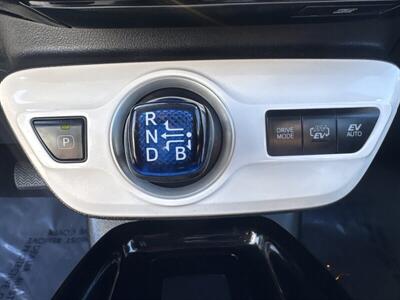 2017 Toyota Prius Prime Premium - Photo 13 - Pittsburg, CA 94565-2812