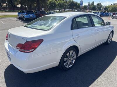 2005 Toyota Avalon XLS   - Photo 22 - Pittsburg, CA 94565-2812