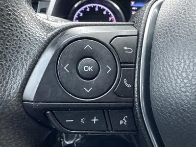 2020 Toyota Camry LE - Photo 5 - Pittsburg, CA 94565-2812