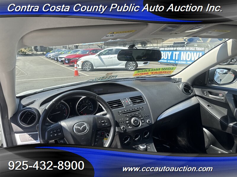 2012 Mazda Mazda3 i Touring  