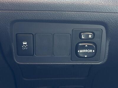 2013 Toyota Corolla S   - Photo 8 - Pittsburg, CA 94565-2812