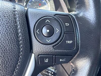 2019 Toyota Corolla XLE   - Photo 7 - Pittsburg, CA 94565