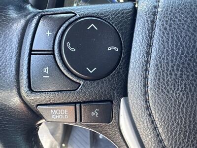 2019 Toyota Corolla XLE   - Photo 5 - Pittsburg, CA 94565