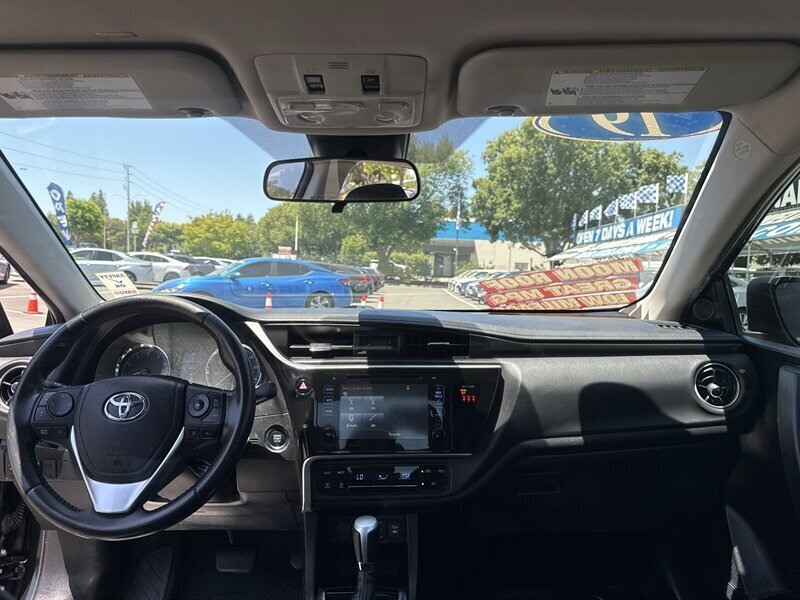 2019 Toyota Corolla XLE  
