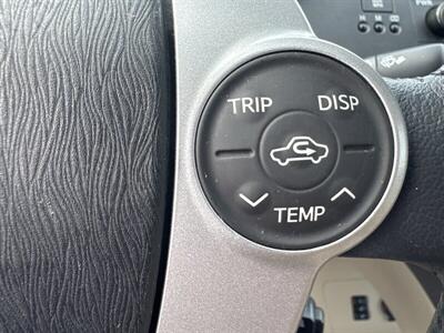 2011 Toyota Prius Five   - Photo 7 - Pittsburg, CA 94565-2812