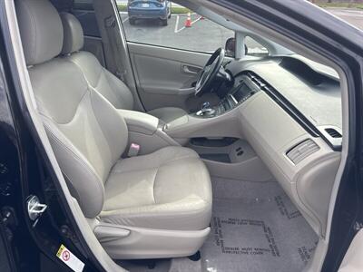 2011 Toyota Prius Five   - Photo 26 - Pittsburg, CA 94565-2812