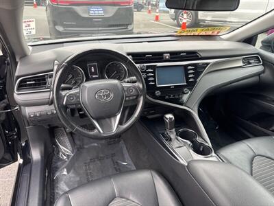 2020 Toyota Camry SE   - Photo 2 - Pittsburg, CA 94565-2812