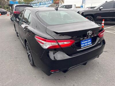 2020 Toyota Camry SE   - Photo 16 - Pittsburg, CA 94565-2812