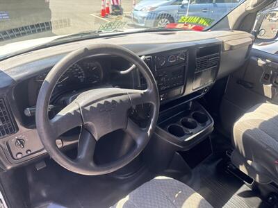 2005 Chevrolet Express 3500   - Photo 6 - Pittsburg, CA 94565-2812