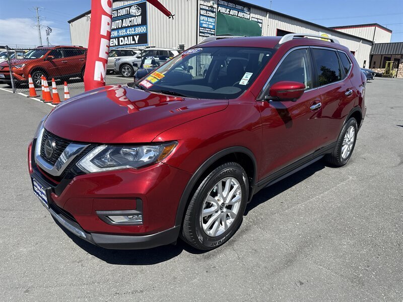 2018 Nissan Rogue SV  