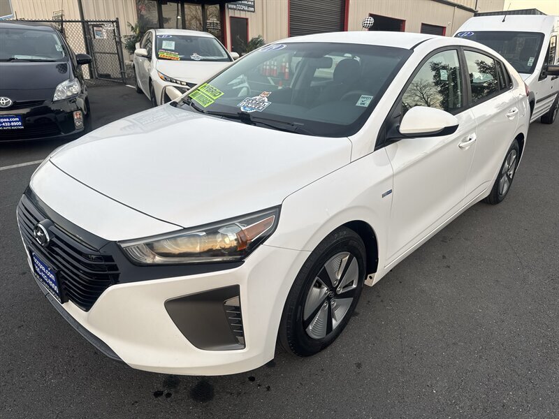 2019 Hyundai IONIQ Hybrid Blue  