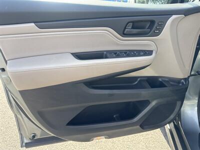 2018 Honda Odyssey Touring   - Photo 17 - Pittsburg, CA 94565