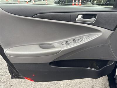 2012 Hyundai SONATA GLS - Photo 10 - Pittsburg, CA 94565-2812